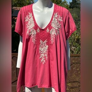 🌸 Johnny Was PINK V-neck Embroidered T Shirt FLOWERS Floral Embroidery Size XXL